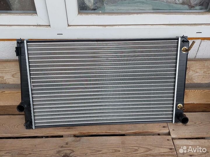 Тойота Рав 4 А30, А40 радиатор охлаждения