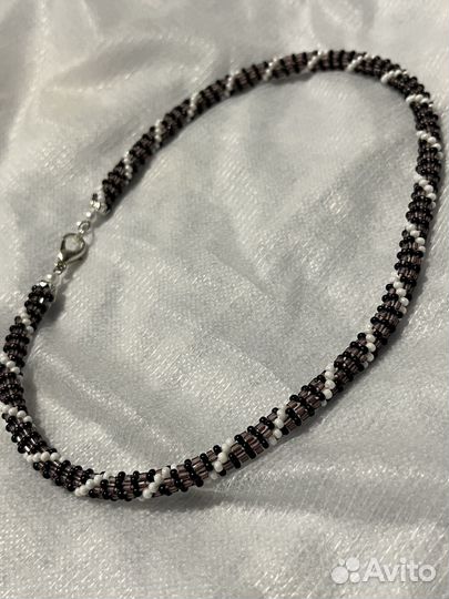 Украшения из бисера