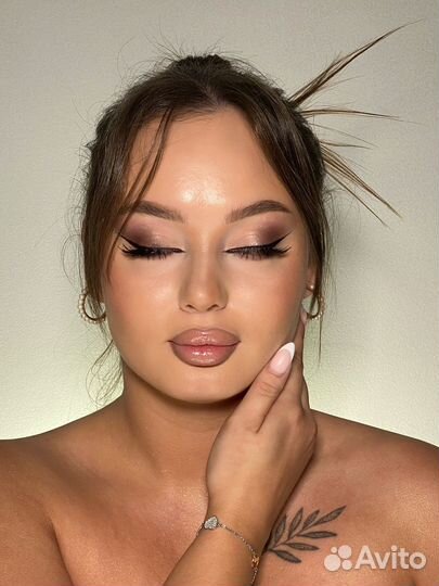 Макияж/услуги визажиста