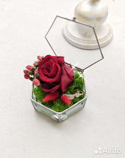 Шкатулка для обручальных колец