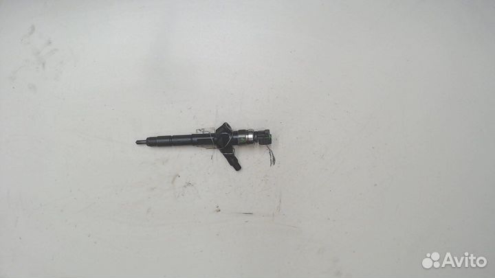 Форсунка топливная Nissan X-Trail (T30), 2005