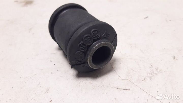 Сайлентблок переднего рычага Volkswagen Sharan