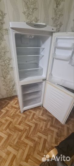 Холодильник LG