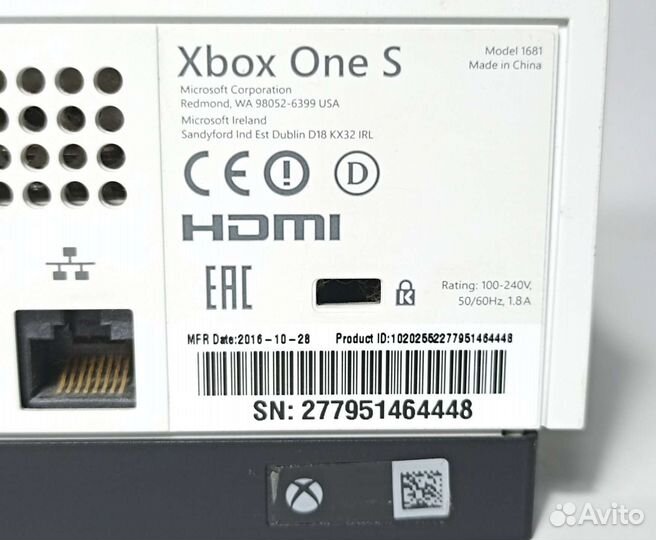 Xbox One S 500 Gb Два Геймпада