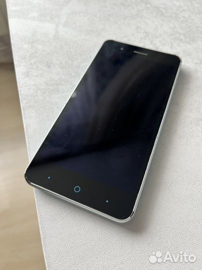 Телефон ZTE Blade
