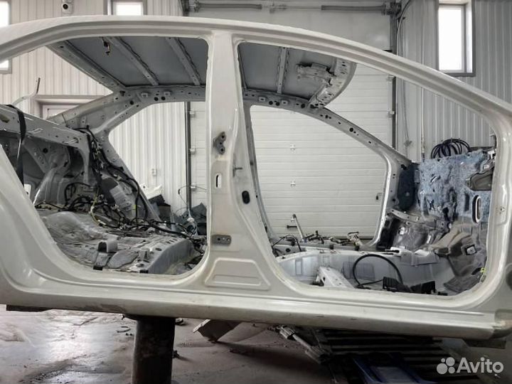 Порог со стойкой правый Toyota Corolla