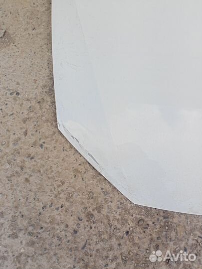 Volkswagen polo капот