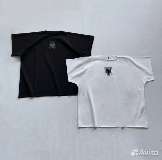 Футболка Vultures