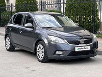 Kia Ceed 1.6 AT, 2010, 152 000 км, с пробегом, цена 895 000 руб.