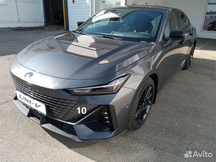 Changan UNI-V 1.5 AMT, 2023