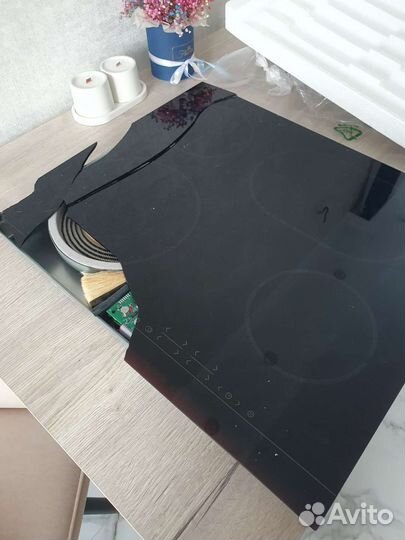 Электрическая варочная панель Gorenje ECT643bcsc