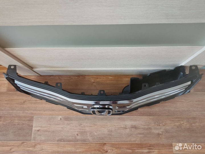 Решётка радиатора Honda Fit Shuttle