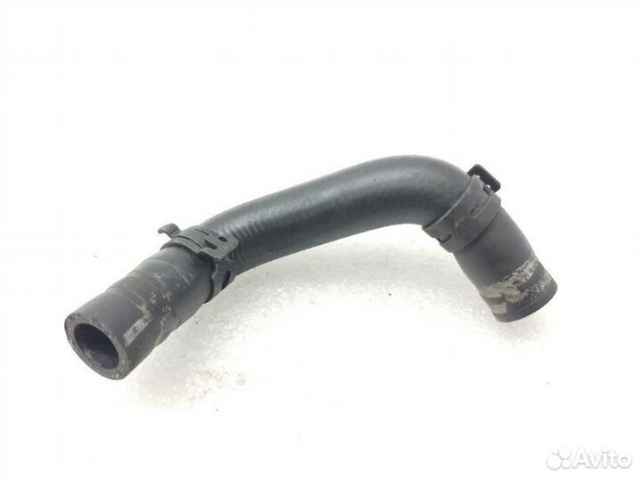 Патрубок системы охлаждения Volkswagen Passat B6