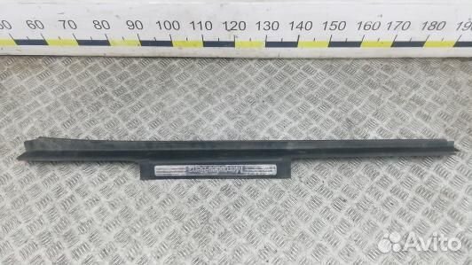 Накладка порога внутренняя правая mercedes benz R