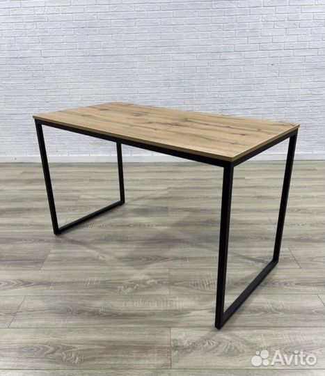 Рабочий стол для офиса универсальный лофт