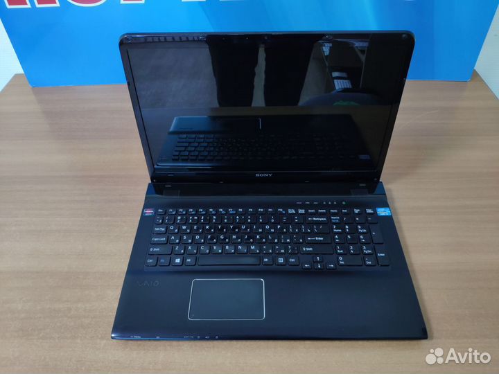 Ноутбук бу Sony / 17 дюймов / ssd / core i3