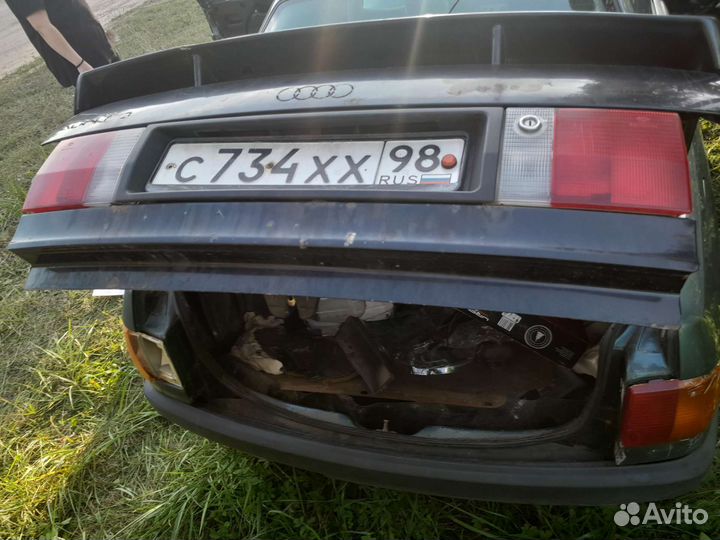 Крышка багажника Audi 80 b3 со спойлером