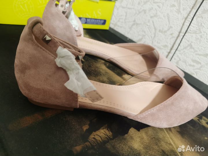 Продаются сандали