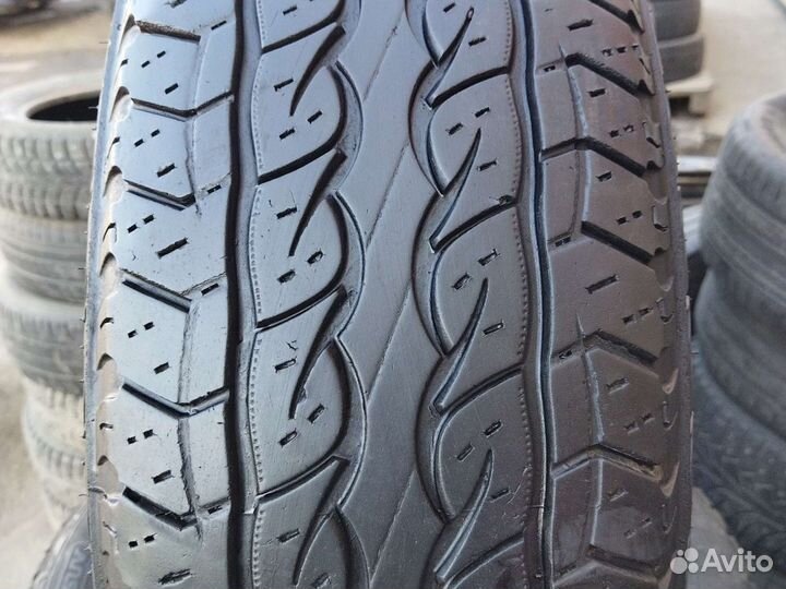 Kumho Road Venture SAT KL61 235/70 R16 104S
