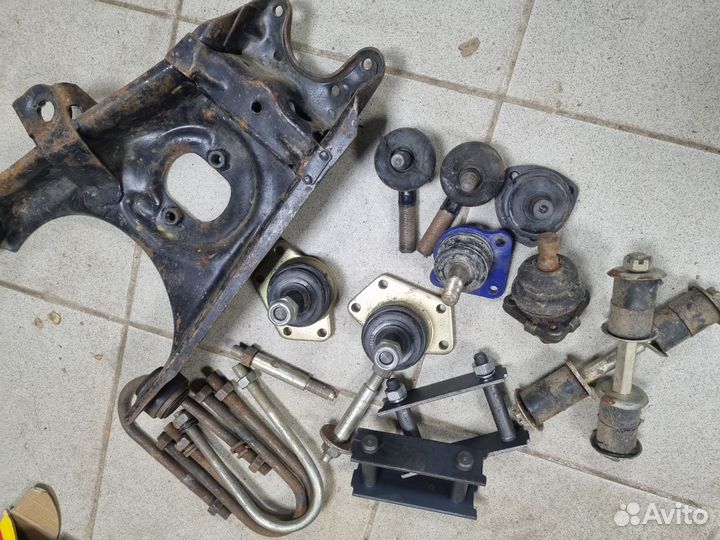 Запчасти на москвич 412 2140