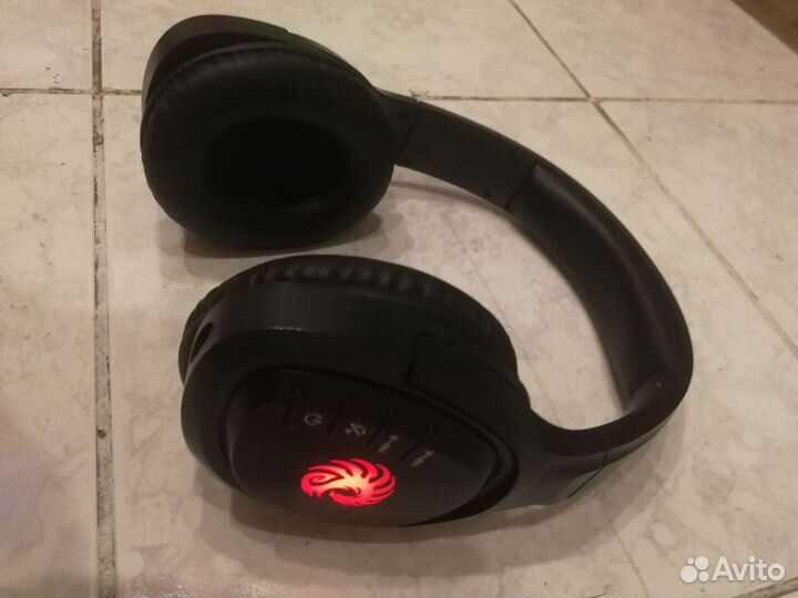 Беспроводные наушники Onset