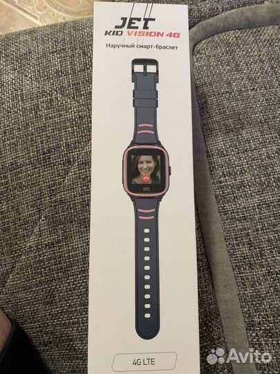 Детские смарт часы jet kid vision 4 g