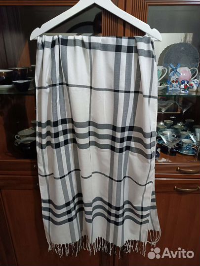 Палантин Много. Листайте