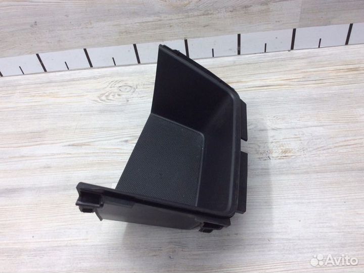 Ящик передней консоли Renault Arkana пробег 46