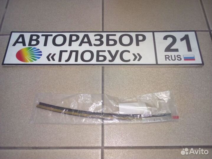 Молдинг стекла двери задней toyota rav4 rav 4