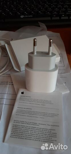 Зарядное устройство apple 20w USB-C power adapter