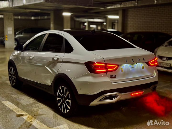 LADA Vesta Cross 1.8 CVT, 2025, 35 км