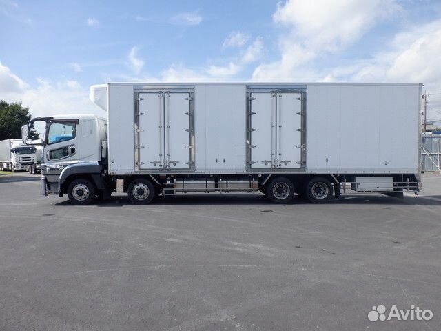 Mitsubishi Fuso Super Great FU, 2015