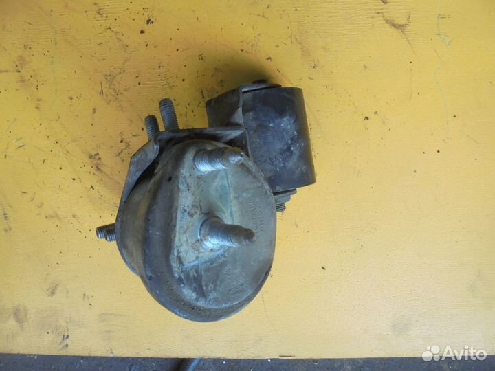 Опора двигателя правая для Ford Escort 1992-1995