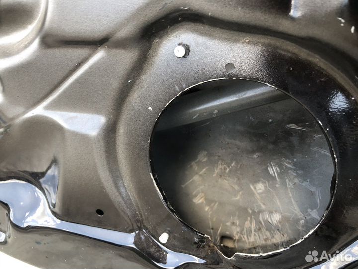 Задняя левая дверь Kia Rio XLine