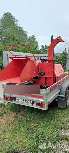 Измельчитель веток дробилка