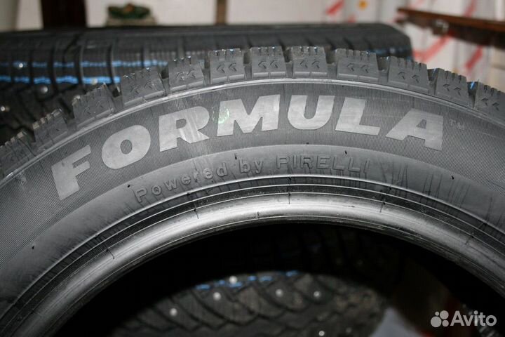 Pirelli Formula Ice FR 205/55 R16