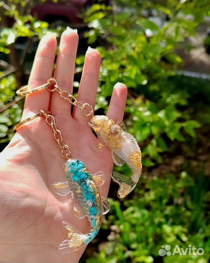 Брелок Рыбка с натуральными камнями