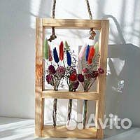 Деревяная рамка с колбами. Рамка ваза для цветов