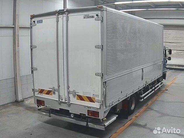 Промтоварный фургон Hino 500 (Ranger), 2017