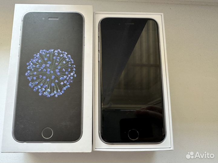 Телефон iPhone 6