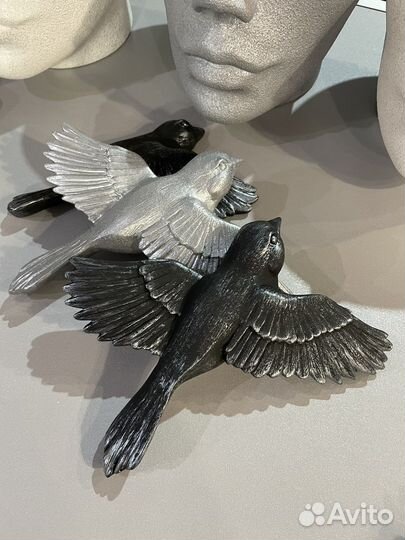 Настенная декорация. Картина. Птицы из гипса