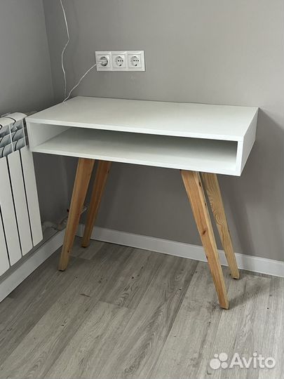 Туалетный столик