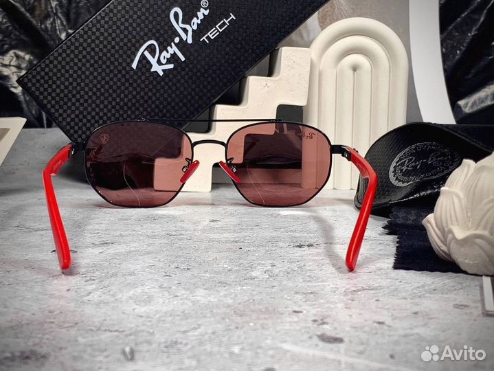 Очки Ray Ban Ferrari красный