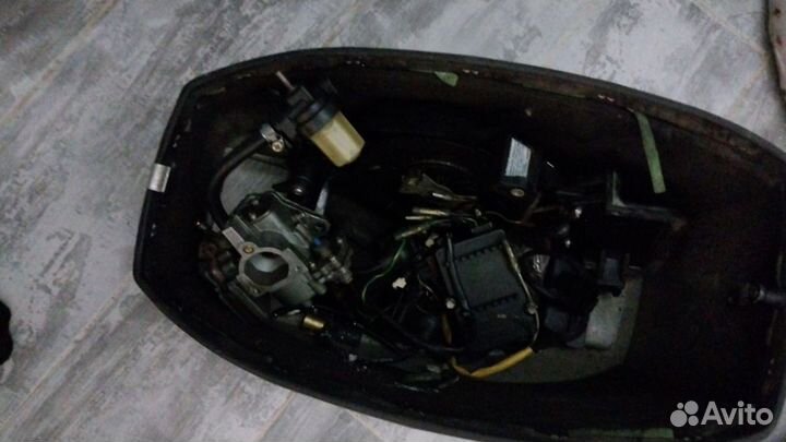 Лодочный мотор mercury 9.9 под восстановление