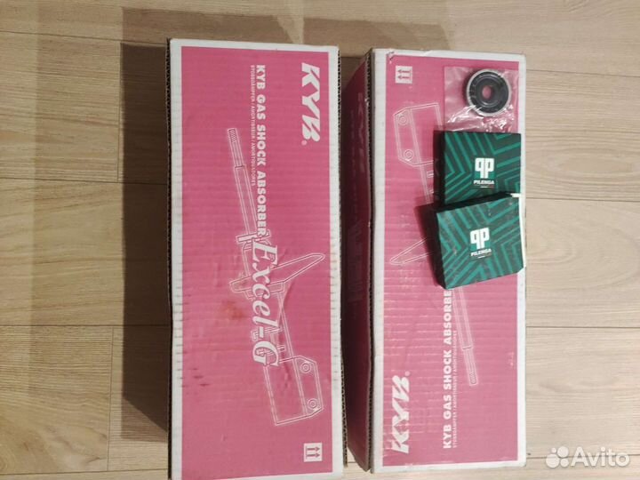 Передние амортизаторы kayaba