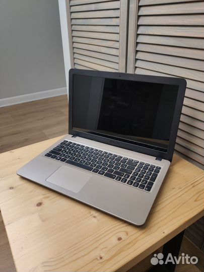 Asus X540LJ 15,6