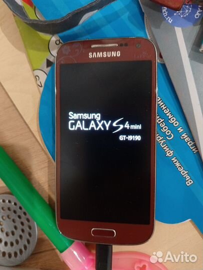 Телефон Samsung