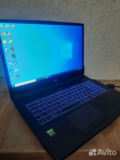 Игровой ноутбук rtx 3070/i5-10400/ Озу 8gb