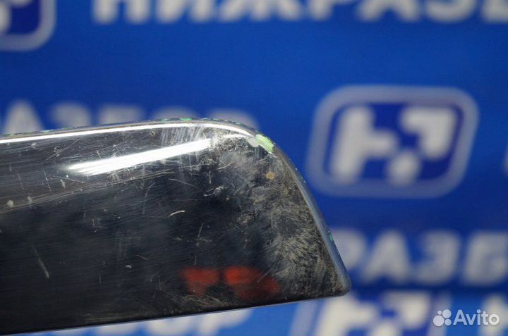 Накладка двери багажника Nissan Pathfinder R52