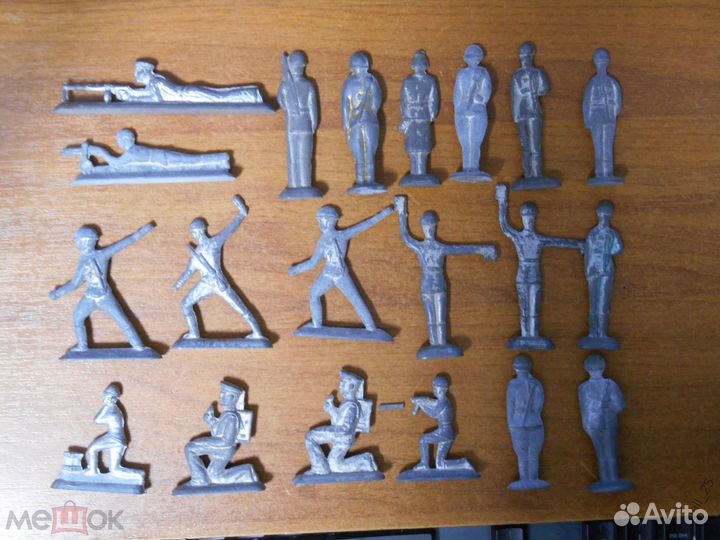 Солдаты Матросы Пехотинцы Техника Олово много